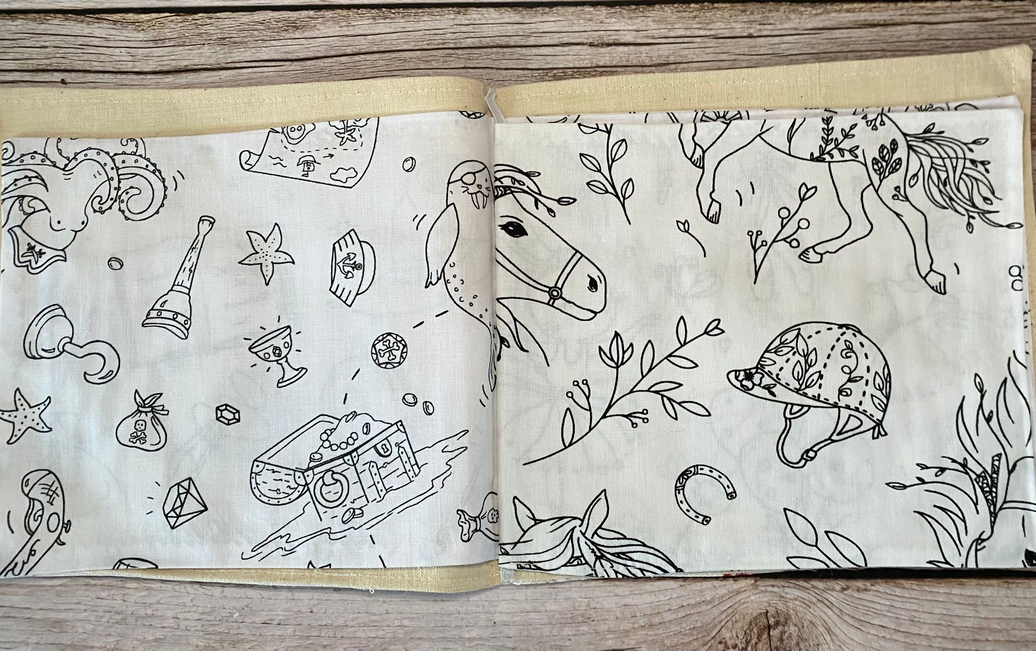 Livre de coloriage lavable 4 pages ( 8 coloris ) – Image 10