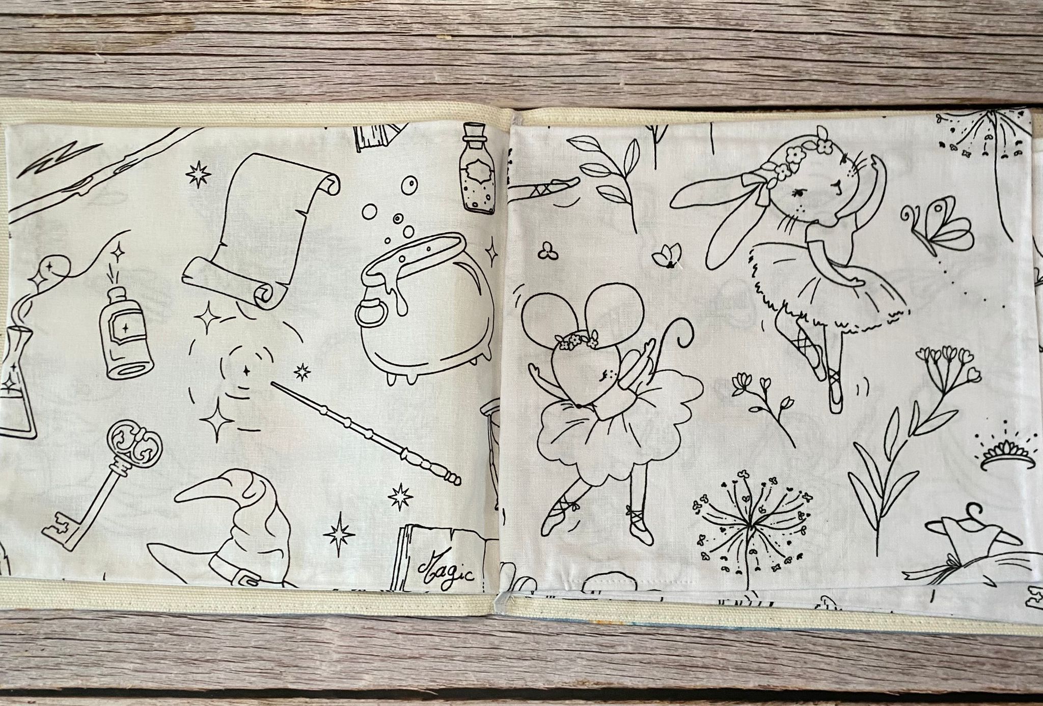 Livre de coloriage lavable 4 pages ( 8 coloris ) – Image 21
