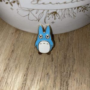 Pin’s bleu
